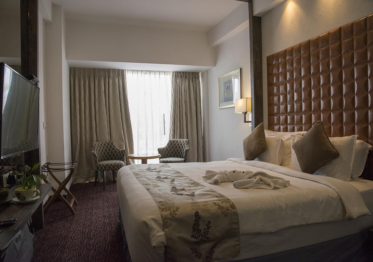 Regenta Central Hotel & Convention Centre Nágpur Kültér fotó