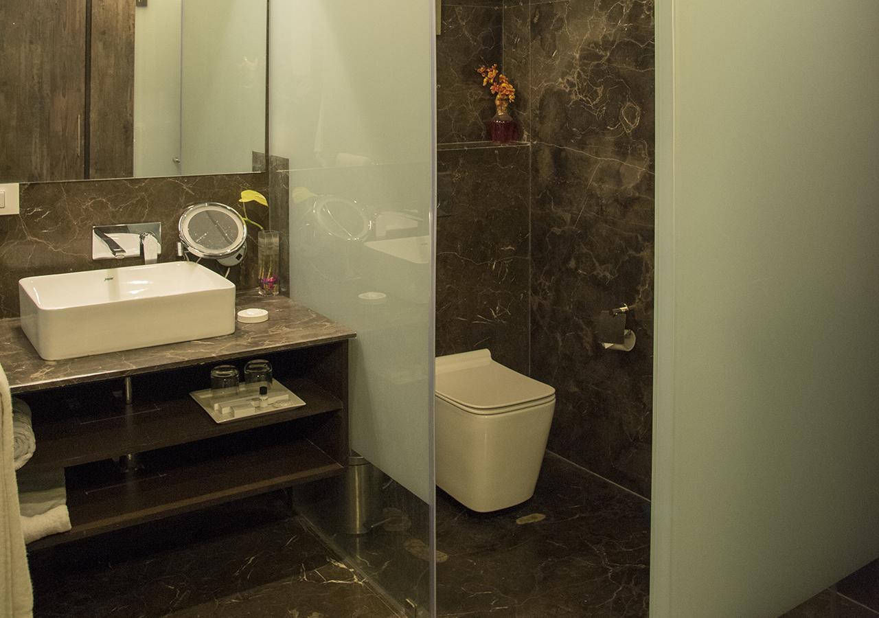 Regenta Central Hotel & Convention Centre Nágpur Kültér fotó